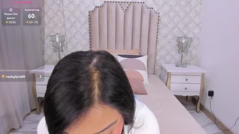 fallon_grey online show from 11-19-25, 08:09