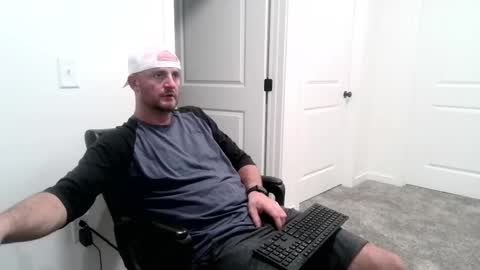 Snapshot of fallout7657 chatting on 09-30-25, 05:45 Daddy online show from 09-30-25, 05:45