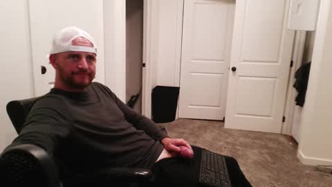 Snapshot of fallout7657 chatting on 10-12-25, 09:08 Daddy online show from 10-12-25, 09:08