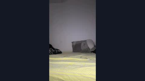 Snapshot of fancy_girl2424 chatting on 01-21-25, 08:19 fancy_girl2424 online show from 01-21-25, 08:19