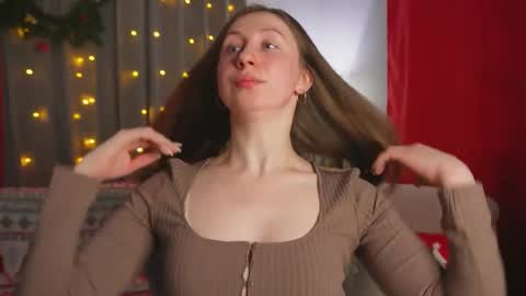 Snapshot of fancybooom chatting on 01-15-26, 01:05 Grace online show from 01-15-26, 01:05