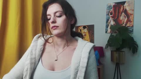 Nadine online show from 01-08-25, 12:26