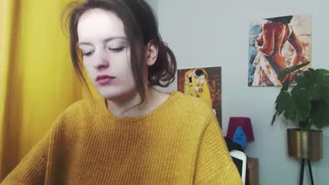 Nadine online show from 01-21-25, 06:22