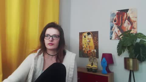 Nadine online show from 01-24-25, 09:28