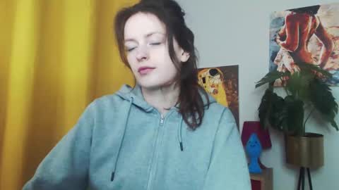 Nadine online show from 02-13-25, 06:20