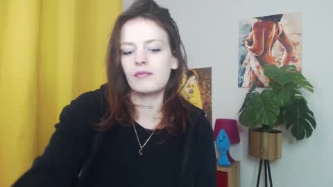 Nadine online show from 02-14-25, 06:23