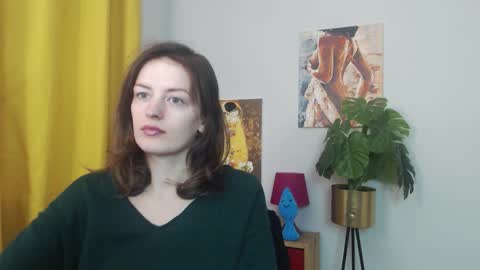 Nadine online show from 11-26-25, 05:52