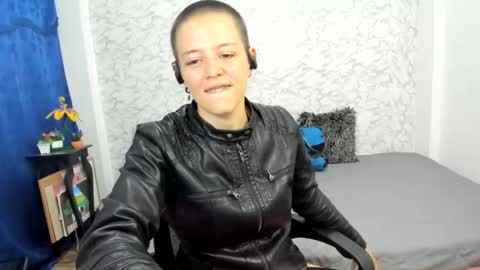 FANNY online show from 03-12-25, 08:30