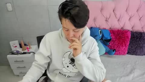 FANNY online show from 12-19-25, 11:45