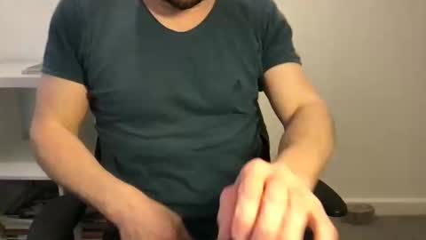 Snapshot of fantacyland chatting on 01-24-25, 03:34 Alex online show from 01-24-25, 03:34