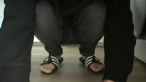 Snapshot of fantacyland chatting on 09-17-25, 08:05 Alex online show from 09-17-25, 08:05