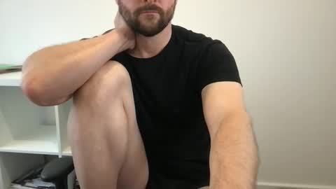 Snapshot of fantacyland chatting on 09-29-25, 11:59 Alex online show from 09-29-25, 11:59