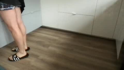 Snapshot of fantacyland chatting on 10-16-25, 08:04 Alex online show from 10-16-25, 08:04