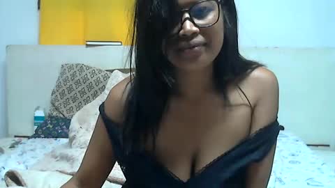Snapshot of fantassia chatting on 02-17-25, 08:36 fantassia online show from 02-17-25, 08:36
