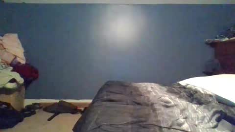 Snapshot of fantasyguy99 chatting on 09-30-25, 05:23 fantasyguy99 online show from 09-30-25, 05:23