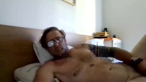 fantasying01 online show from 12-19-25, 09:16