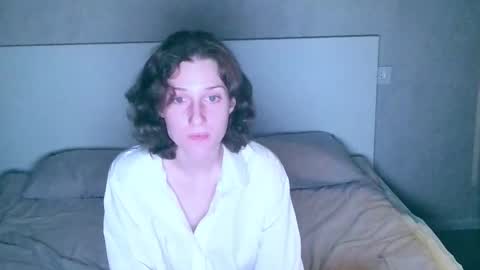 Snapshot of fapputa chatting on 10-19-25, 12:00 Kira online show from 10-19-25, 12:00