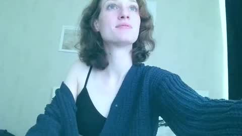 Kira online show from 11-17-25, 11:27