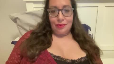 Snapshot of farahday chatting on 09-23-25, 06:00 Farah online show from 09-23-25, 06:00