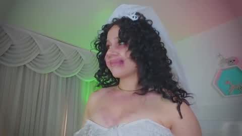 Farah online show from 10-31-25, 12:06