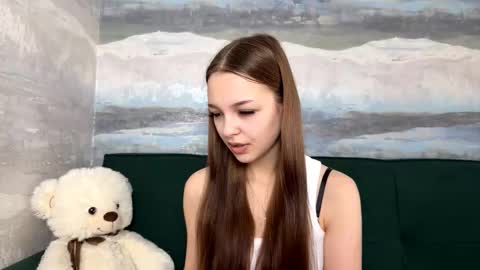 Anna Scovich online show from 11-15-25, 11:29