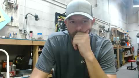 farmboy4720 online show from 09-13-25, 02:17