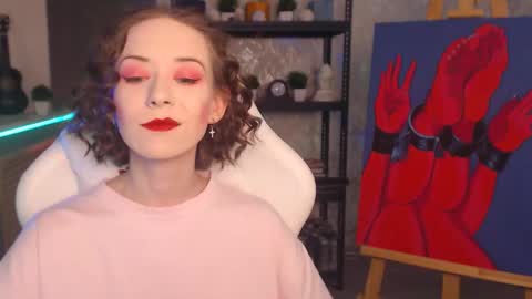 Fascinating   Eyes online show from 10-31-25, 07:04