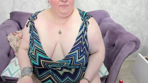 fashiona online show from 02-20-25, 12:19