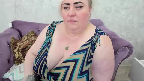 fashiona online show from 03-09-25, 10:41