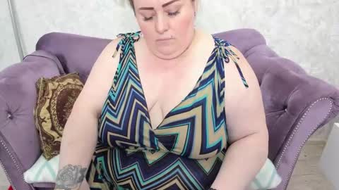 fashiona online show from 09-11-25, 08:58