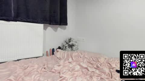 Snapshot of fatalefemboy chatting on 12-24-24, 11:11 Fatale Femboy online show from 12-24-24, 11:11