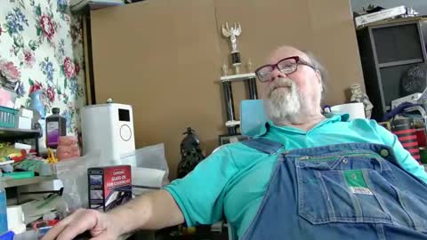 Fred. online show from 02-12-25, 03:40