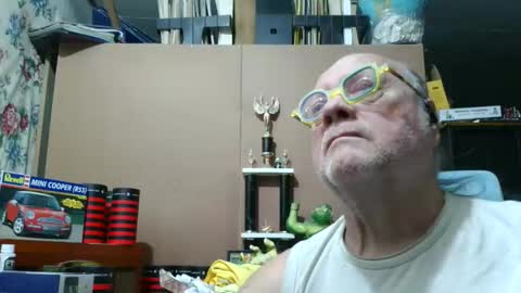 Fred. online show from 11-26-25, 11:28