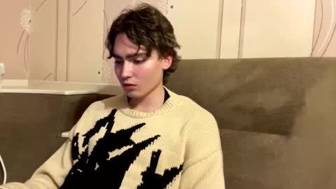 Faust online show from 12-04-25, 07:00