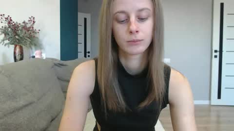 favoriteyour online show from 12-15-25, 09:02