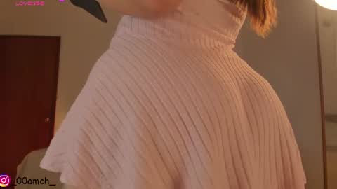 Snapshot of fay_miller2 chatting on 07-25-26, 12:20 welcome to my world online show from 07-25-26, 12:20