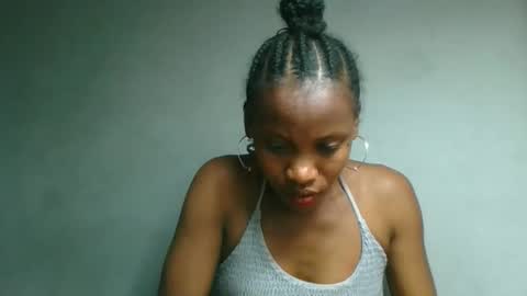Snapshot of fayence09 chatting on 09-27-25, 11:04 fayence09 online show from 09-27-25, 11:04