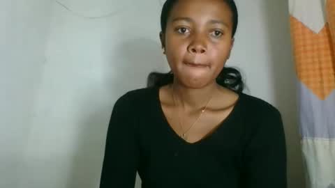 fayence09 online show from 11-12-25, 09:21