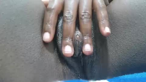 fayrie1 online show from 11-13-25, 04:00