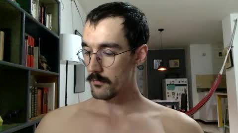 Snapshot of fazzbinderx chatting on 02-08-26, 11:30 fazzbinder online show from 02-08-26, 11:30