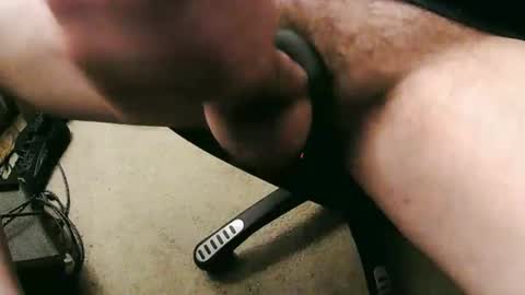 Snapshot of fcl523 chatting on 12-19-25, 01:01 fcl523 online show from 12-19-25, 01:01