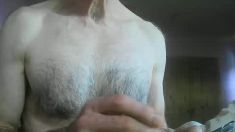 Snapshot of feardubh chatting on 11-29-25, 11:02 feardubh online show from 11-29-25, 11:02