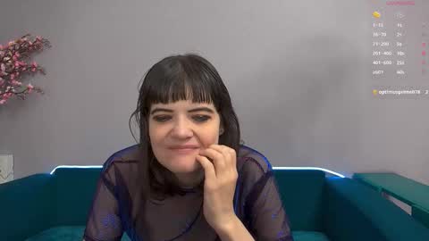 Laura online show from 11-15-25, 08:49