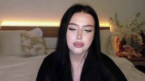 Felicia Herceg online show from 10-24-25, 06:59