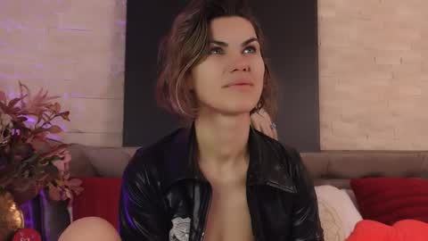 FeliciaKrige online show from 02-15-26, 08:05