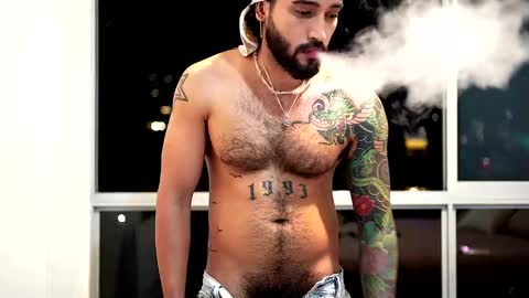 Snapshot of felix_candela chatting on 01-12-25, 02:14 Felix Candela online show from 01-12-25, 02:14