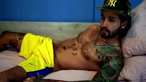 Snapshot of felix_candela chatting on 02-26-25, 09:27 Felix Candela online show from 02-26-25, 09:27