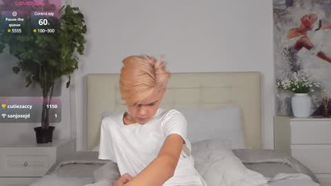 Felix online show from 02-06-25, 07:51