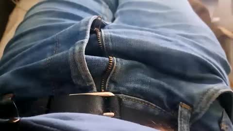 felixske online show from 12-24-24, 02:01