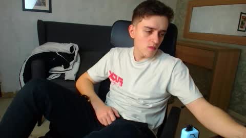 FelixStark online show from 11-30-25, 05:33